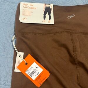 NWT Freely women’s leggings